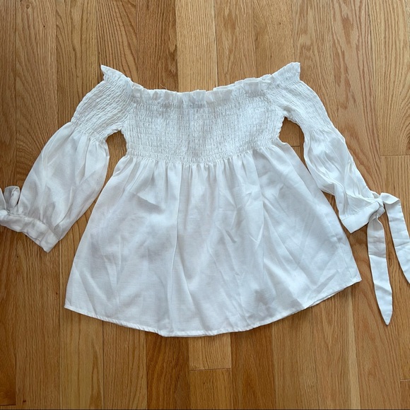 White off shoulder top - Picture 2 of 2